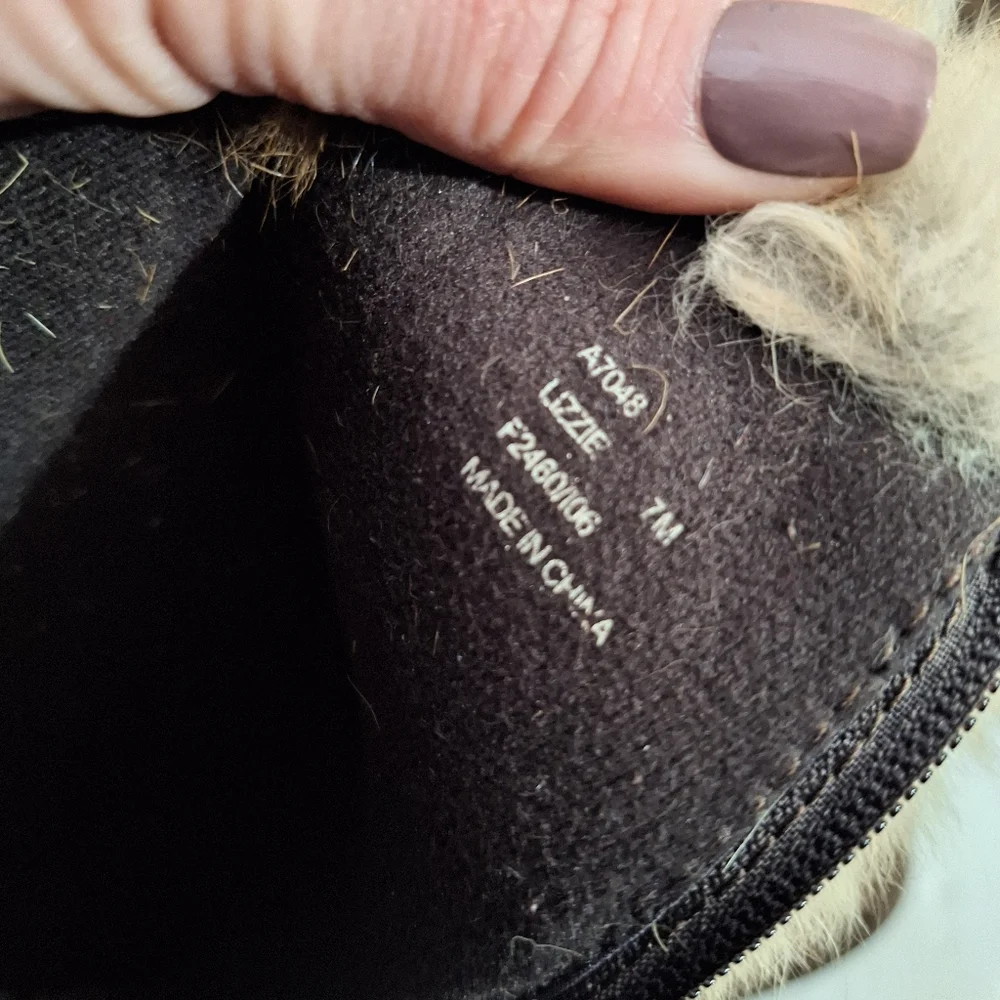 Coach Lizzie Signature Winter Fur Trim Boots Brown Gold Metallic C Size 7 A7048